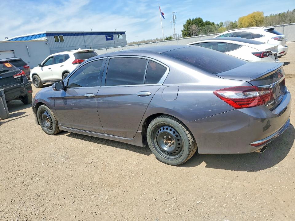 Продажа на аукционе авто 2017 Honda Accord, vin: 1HGCR2F60HA810181, номер лота: 53264016