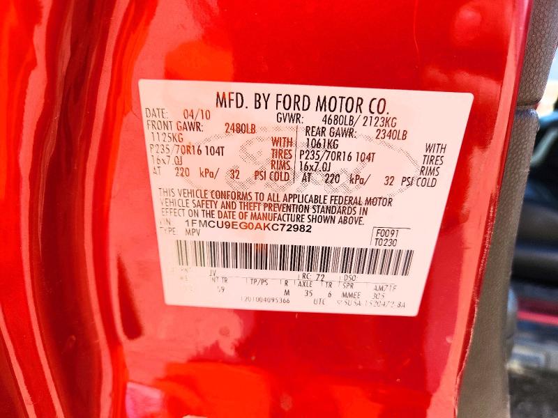53114936 :رقم المزاد ، 1FMCU9EG0AKC72982 vin ، 2010 Ford Escape مزاد بيع