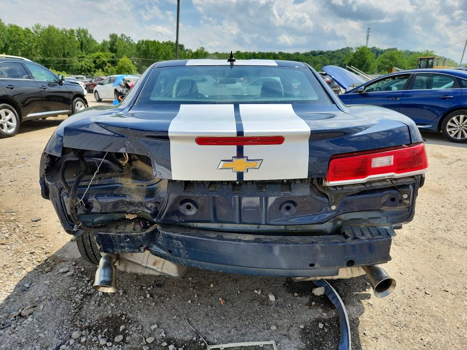 Продажа на аукционе авто 2015 Chevrolet Camaro, vin: 2G1FB1E34F9310625, номер лота: 54091736