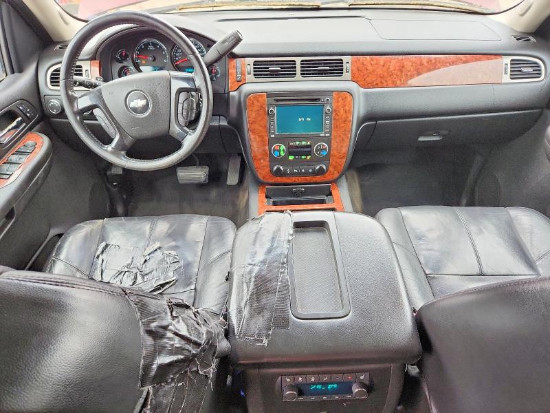 2008 Chevrolet Suburban მანქანა იყიდება აუქციონზე, vin: 3GNFK16318G202713, აუქციონის ნომერი: 52866216