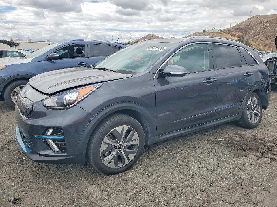 55038116 :رقم المزاد ، KNDCC3LG9K5017674 vin ، 2019 Kia Niro مزاد بيع
