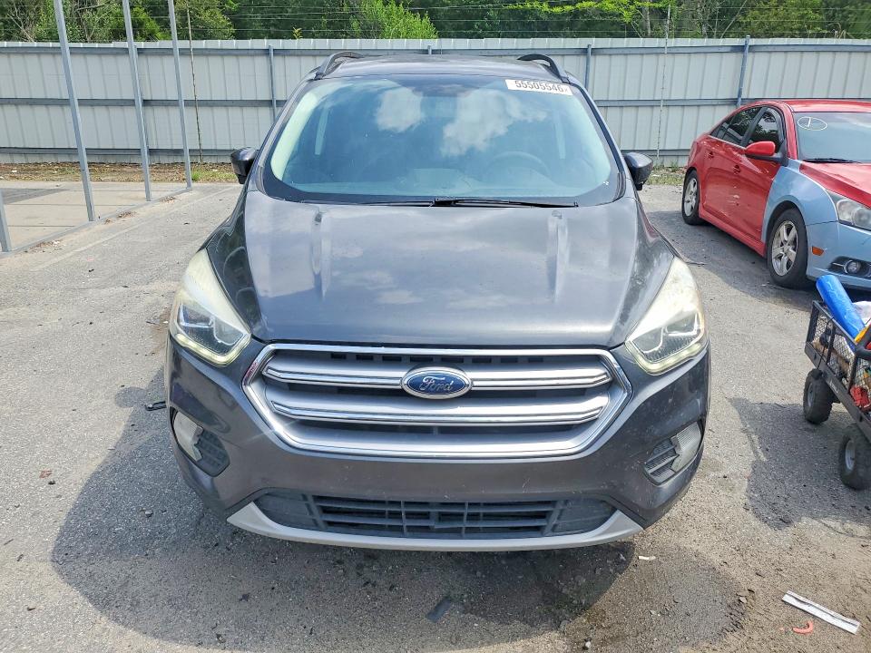 2017 Ford Escape მანქანა იყიდება აუქციონზე, vin: 1FMCU0GD2HUB72900, აუქციონის ნომერი: 55505546