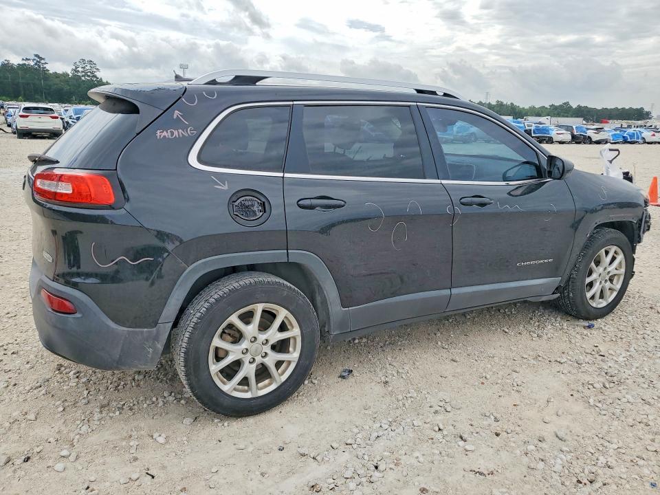 Auction sale of the 2015 Jeep Cherokee, vin: 1C4PJLCB1FW677476, lot number: 54160786