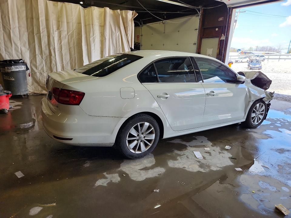 52190646 :رقم المزاد ، 3VW3A7AJ8FM320602 vin ، 2015 Volkswagen Jetta مزاد بيع
