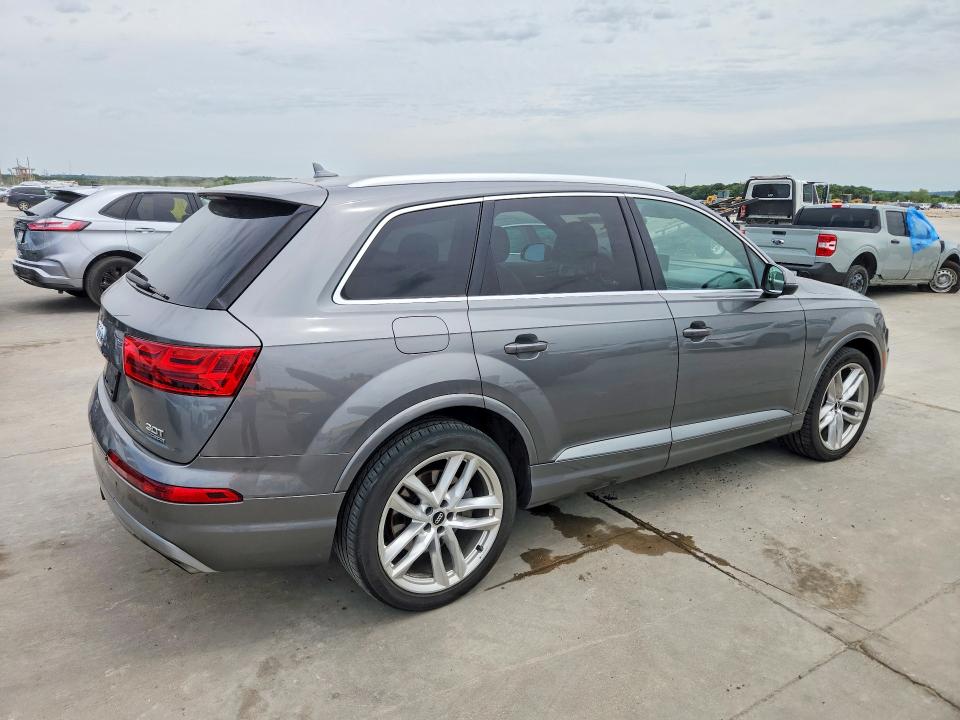 52436466 :رقم المزاد ، WA1VAAF74JD025470 vin ، 2018 Audi Q7 مزاد بيع