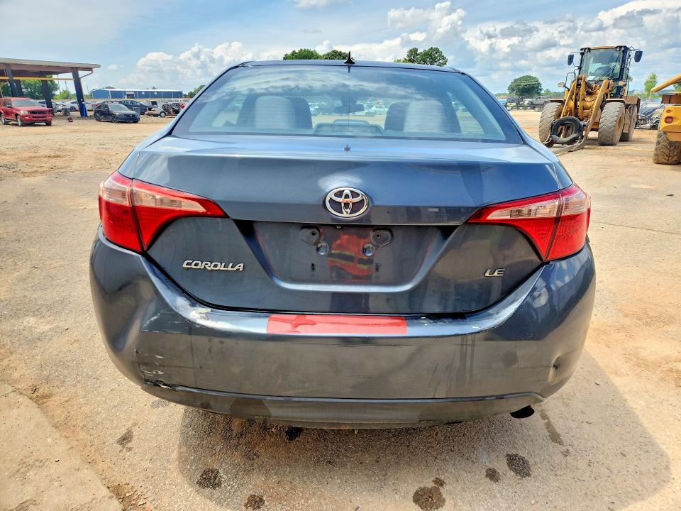 Продаж на аукціоні авто 2018 Toyota Corolla, vin: 5YFBURHEXJP749672, номер лоту: 55247696