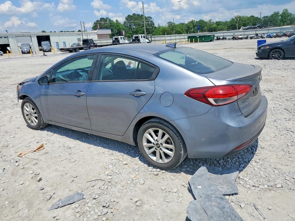 2017 Kia Forte მანქანა იყიდება აუქციონზე, vin: 3KPFL4A76HE083070, აუქციონის ნომერი: 54629316