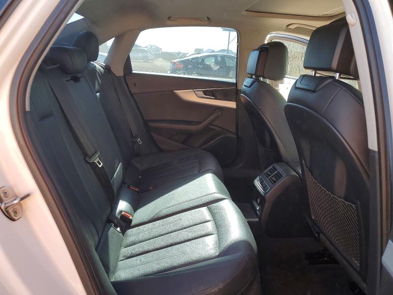 52844546 :رقم المزاد ، WAUKMAF40JA218333 vin ، 2018 Audi A4 مزاد بيع