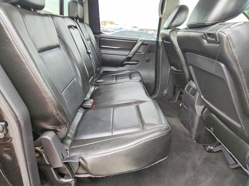 54477476 :رقم المزاد ، 1N6BA0ED3AN306659 vin ، 2010 Nissan Titan مزاد بيع