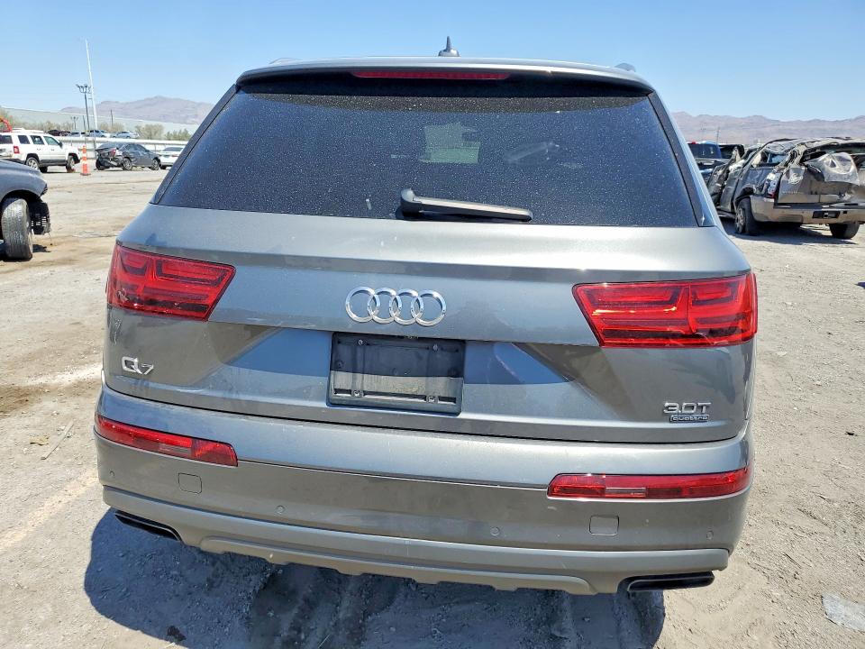 Продажа на аукционе авто 2017 Audi Q7, vin: WA1LAAF75HD030338, номер лота: 53299146