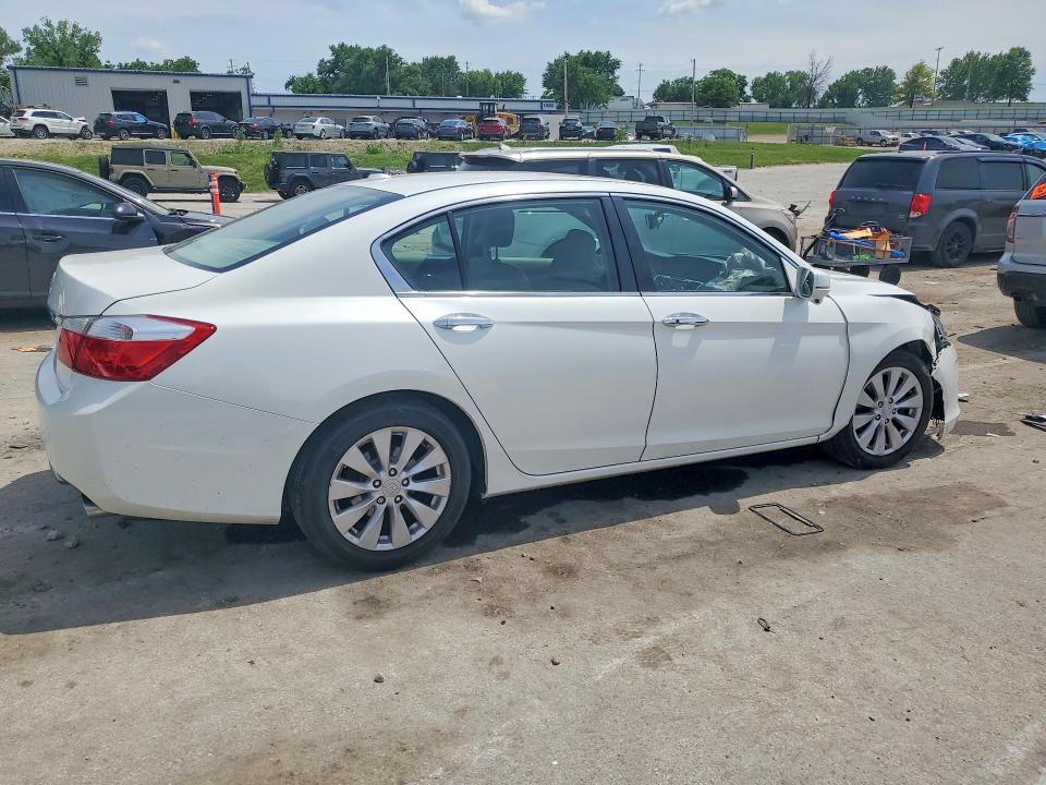 2015 Honda Accord მანქანა იყიდება აუქციონზე, vin: 1HGCR2F8XFA153498, აუქციონის ნომერი: 55219976