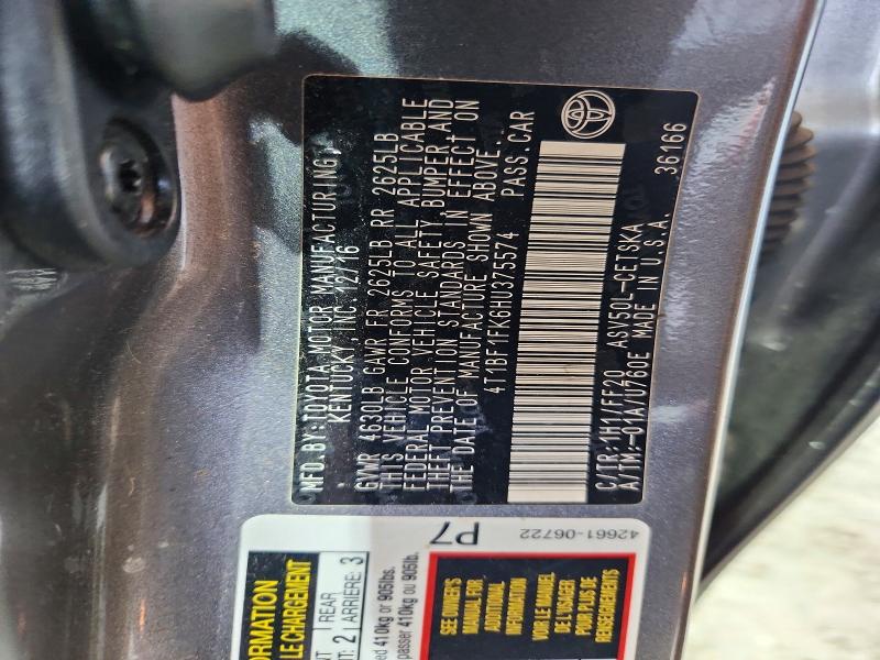 52680316 :رقم المزاد ، 4T1BF1FK6HU375574 vin ، 2017 Toyota Camry مزاد بيع