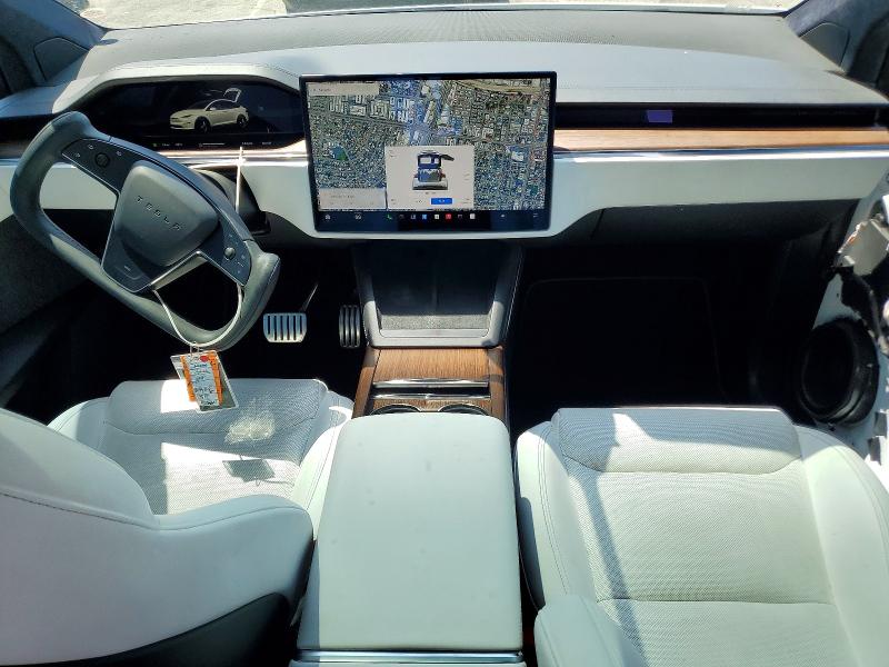Продажа на аукционе авто 2022 Tesla Model X, vin: 7SAXCBE52NF329946, номер лота: 54851896