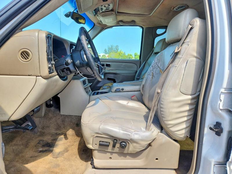 52325396 :رقم المزاد ، 1GKEC13Z12R255451 vin ، 2002 Gmc Yukon مزاد بيع