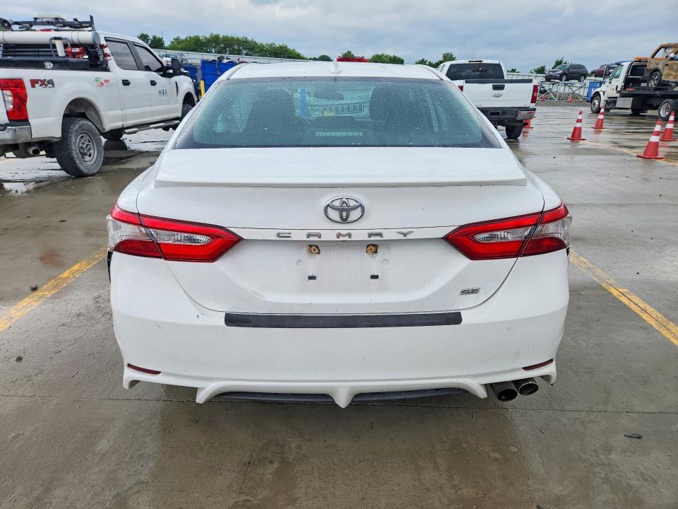 52507406 :رقم المزاد ، 4T1B11HK4KU203398 vin ، 2019 Toyota Camry مزاد بيع