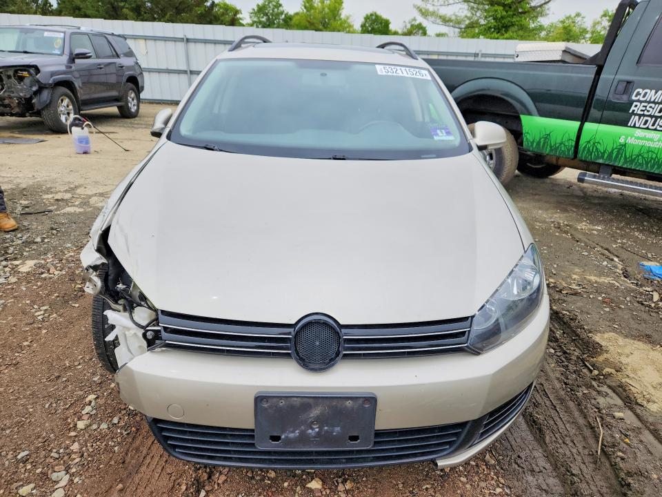 53211526 :رقم المزاد ، 3VWPL7AJ8DM620066 vin ، 2013 Volkswagen Jetta مزاد بيع