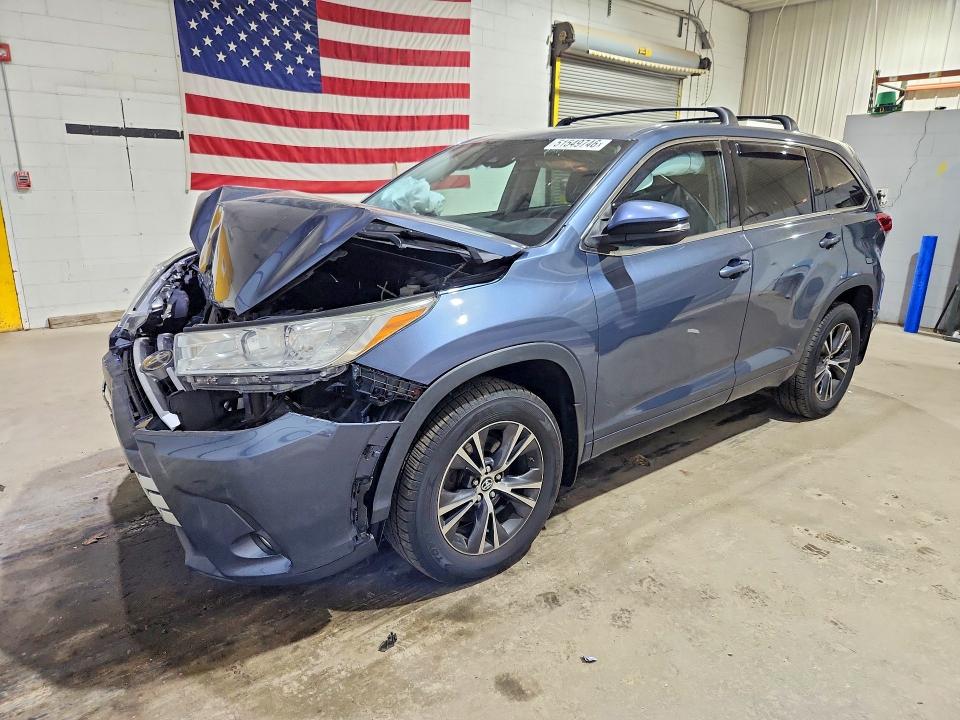 2018 Toyota Highlander მანქანა იყიდება აუქციონზე, vin: 5TDBZRFH0JS860253, აუქციონის ნომერი: 51549746