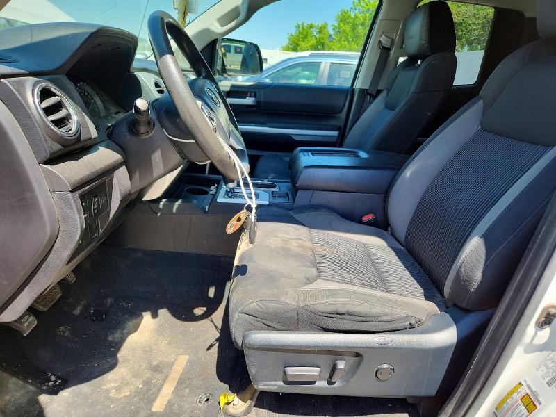 52929366 :رقم المزاد ، 5TFUW5F10GX502280 vin ، 2016 Toyota Tundra مزاد بيع