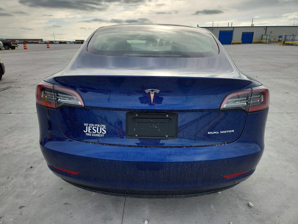 52445506 :رقم المزاد ، 5YJ3E1EB5NF309227 vin ، 2022 Tesla Model 3 مزاد بيع
