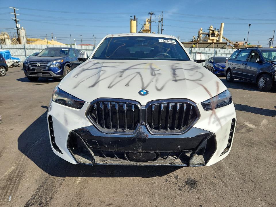 52260386 :رقم المزاد ، 5UX33EX09R9S37570 vin ، 2024 Bmw X6 مزاد بيع