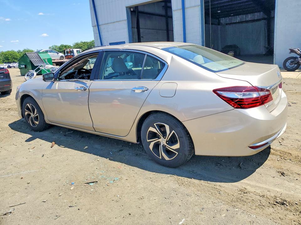 54544966 :رقم المزاد ، 1HGCR2F32HA110619 vin ، 2017 Honda Accord مزاد بيع