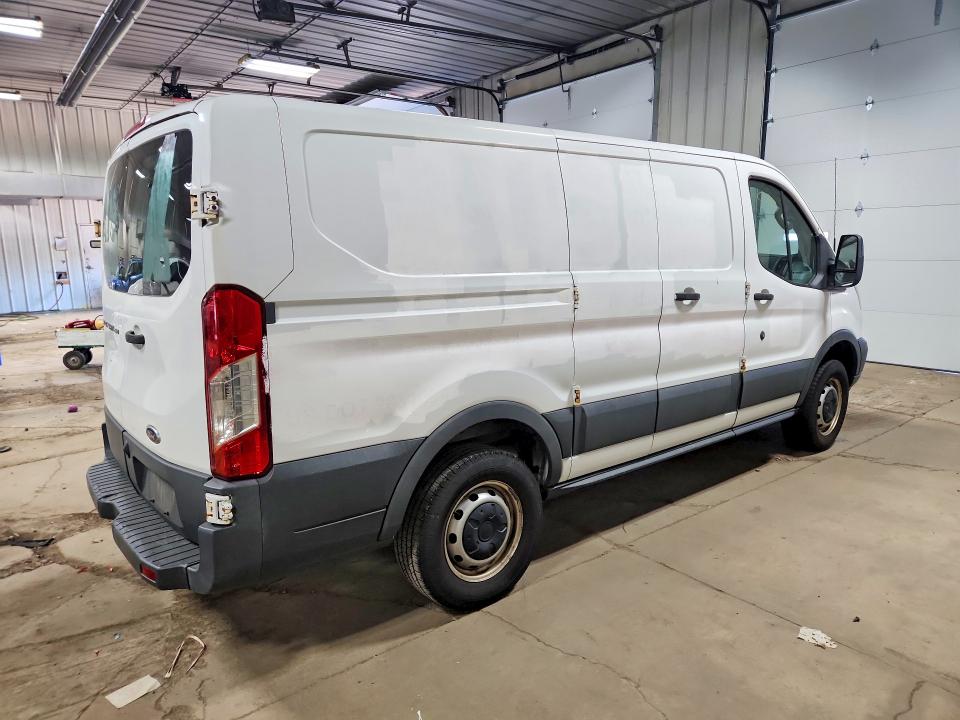 2015 Ford Transit მანქანა იყიდება აუქციონზე, vin: 1FTYR1ZM0FKB21547, აუქციონის ნომერი: 52354866