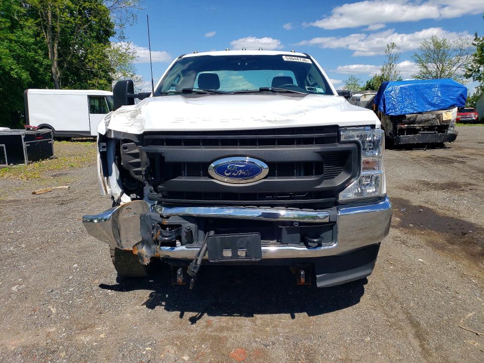 53044736 :رقم المزاد ، 1FTRF3BN3MED54104 vin ، 2021 Ford F350 مزاد بيع