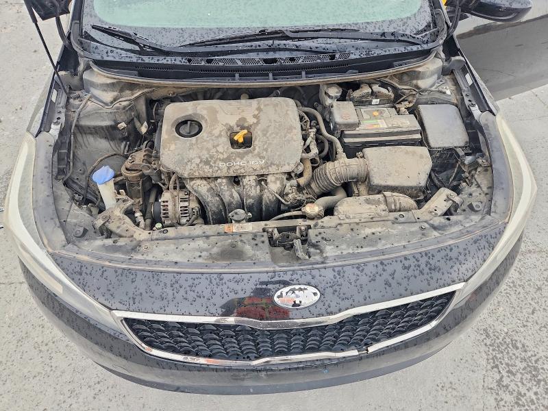 2017 Kia Forte მანქანა იყიდება აუქციონზე, vin: 3KPFL4A72HE067660, აუქციონის ნომერი: 54477766