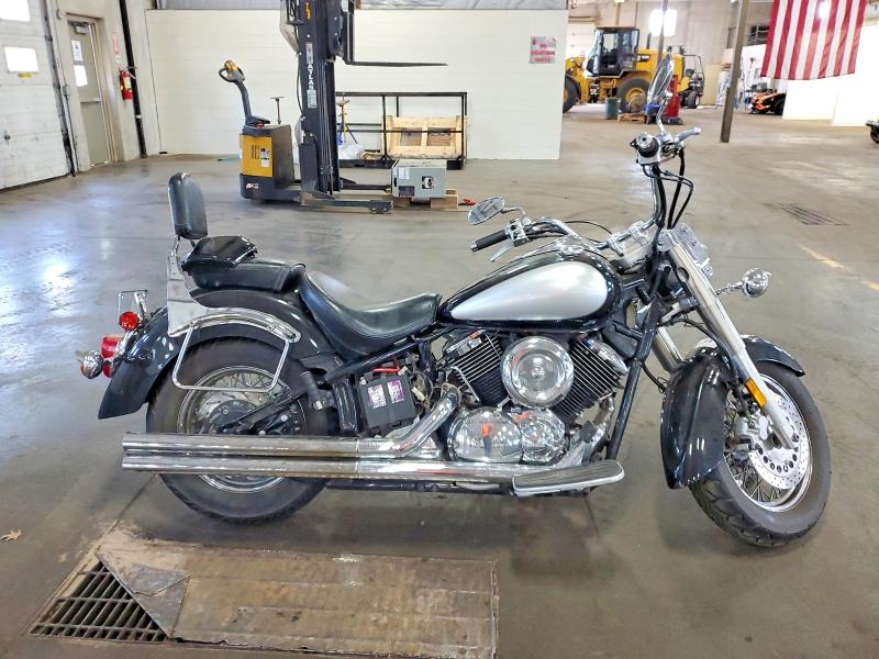2001 Yama Vstar 1100cc მანქანა იყიდება აუქციონზე, vin: JYAVP11E21A015585, აუქციონის ნომერი: 55112186