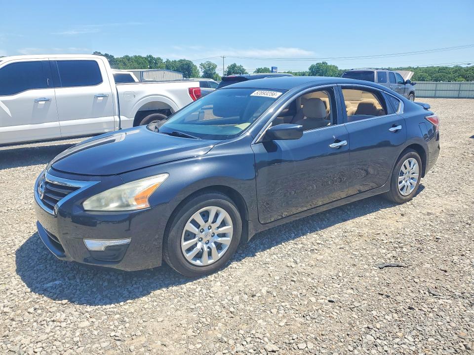 2015 Nissan Altima მანქანა იყიდება აუქციონზე, vin: 1N4AL3AP7FN870192, აუქციონის ნომერი: 52893256