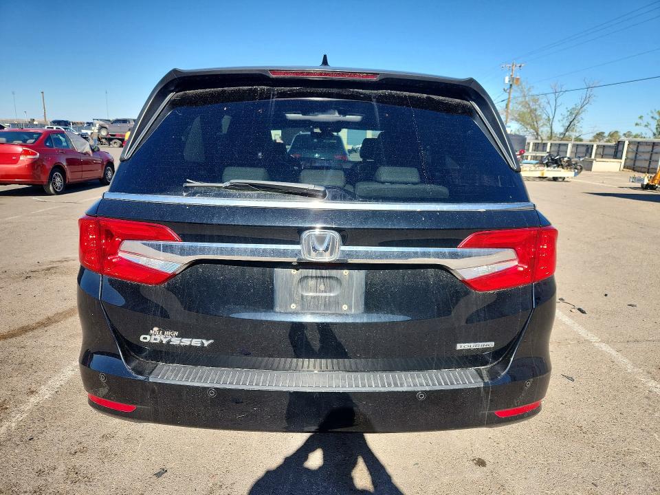 Продажа на аукционе авто 2018 Honda Odyssey, vin: 5FNRL6H81JB028856, номер лота: 52303426