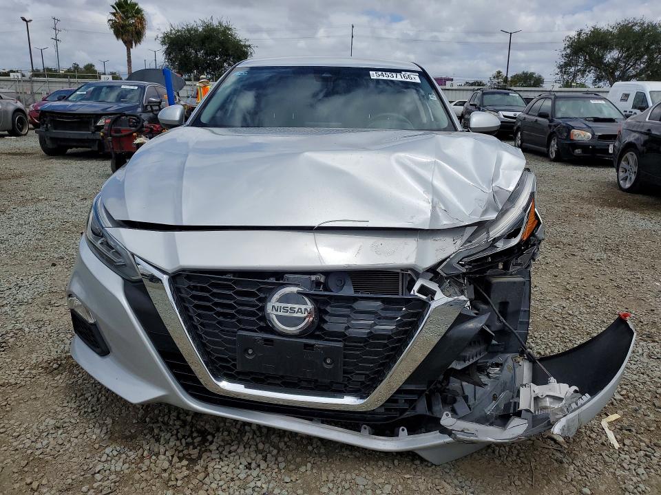 2022 Nissan Altima მანქანა იყიდება აუქციონზე, vin: 1N4BL4DV8NN416875, აუქციონის ნომერი: 54537166