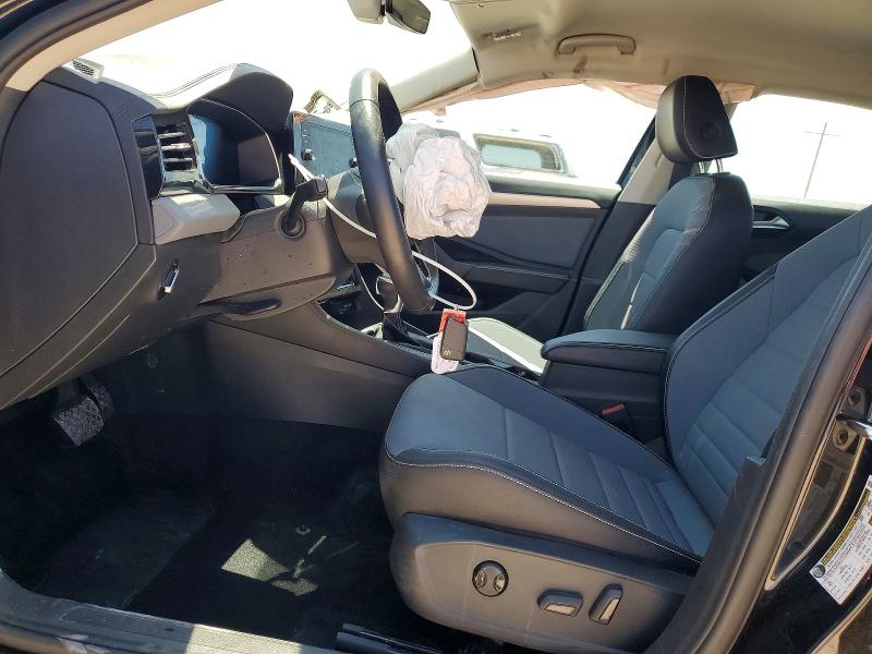 52900826 :رقم المزاد ، 3VWEX7BU2SM028003 vin ، 2025 Volkswagen Jetta مزاد بيع
