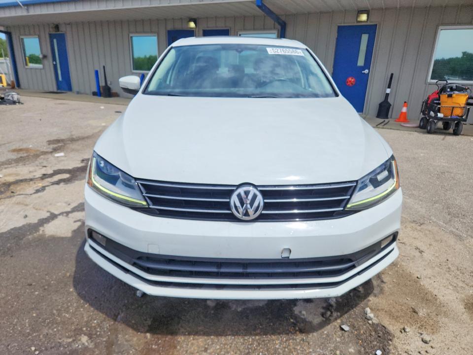 52765586 :رقم المزاد ، 3VWL17AJ3HM282182 vin ، 2017 Volkswagen Jetta مزاد بيع