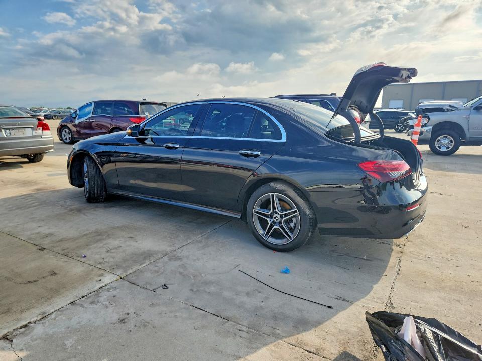 55205416 :رقم المزاد ، W1KZF8EB3PB184790 vin ، 2023 Mercedes-benz E مزاد بيع
