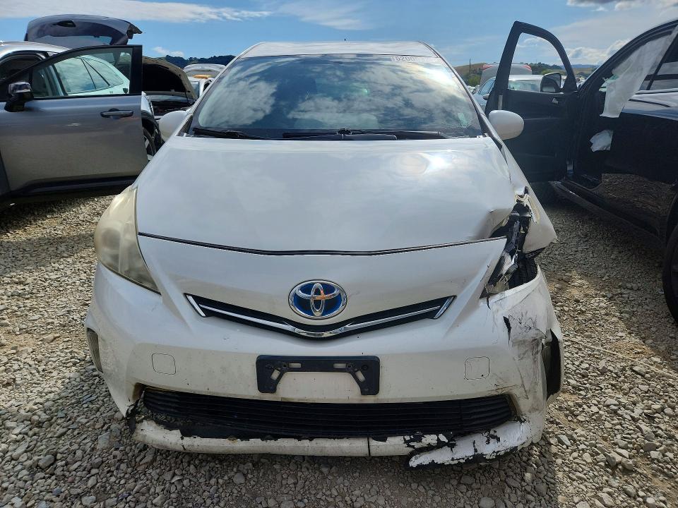52005326 :رقم المزاد ، JTDZN3EU2C3136462 vin ، 2012 Toyota Prius V مزاد بيع