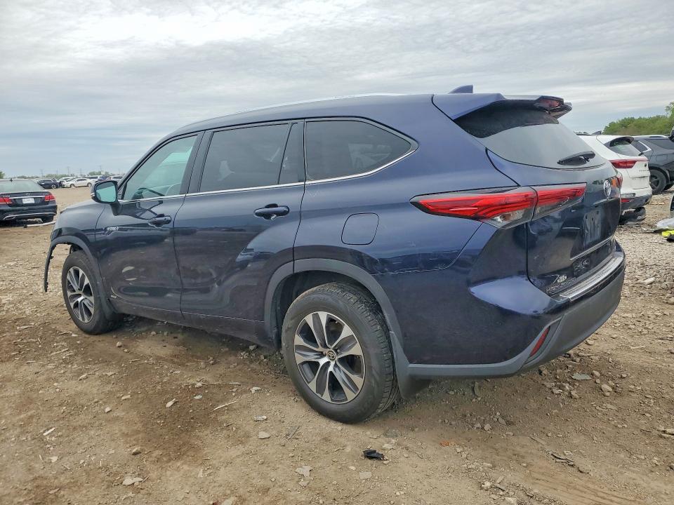 Auction sale of the 2020 Toyota Highlander, vin: 5TDGBRCH9LS503915, lot number: 53653856