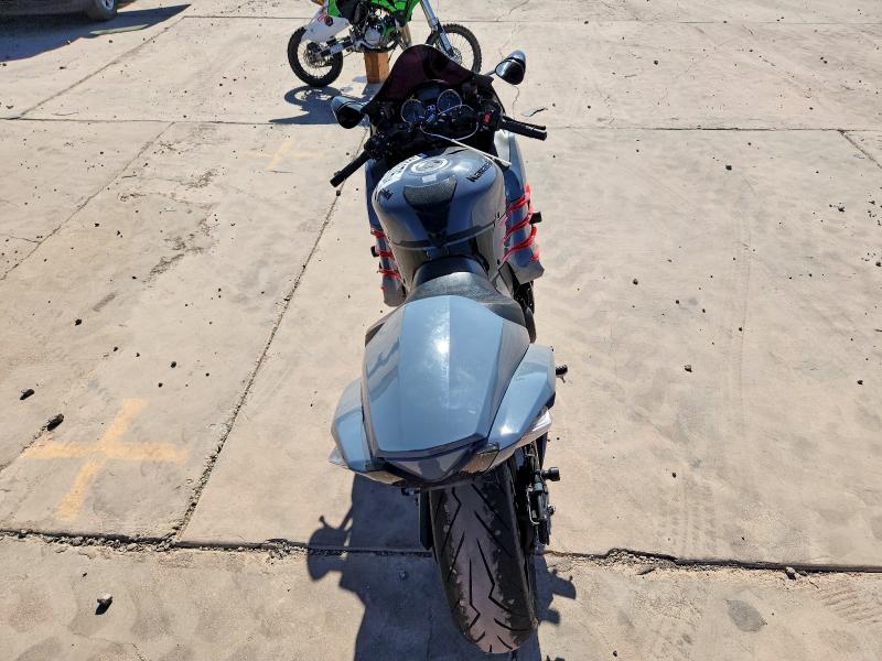 54252376 :رقم المزاد ، JKBZXNJ17MA013132 vin ، 2021 Kawasaki Zx1400 مزاد بيع