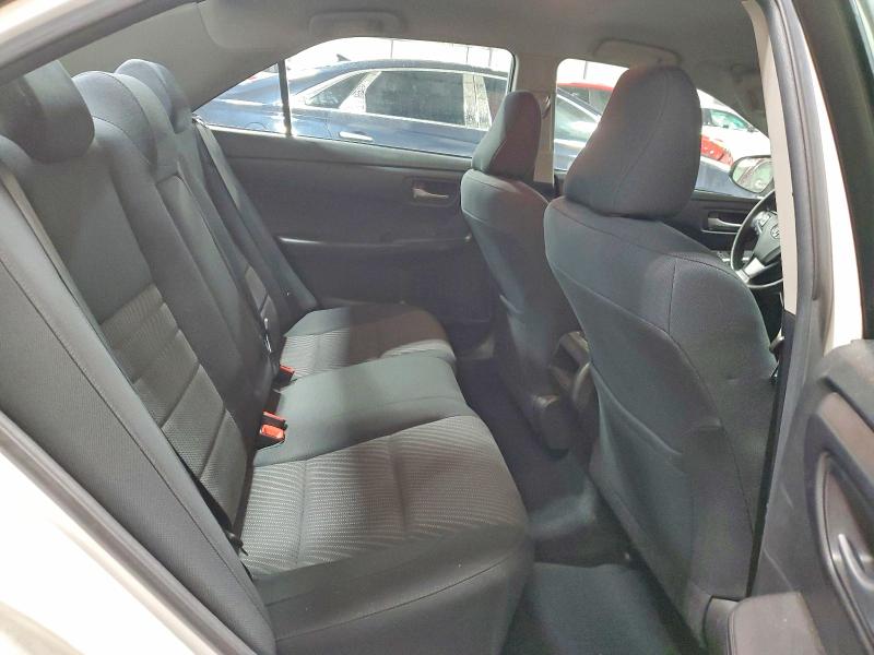 54303206 :رقم المزاد ، 4T1BF1FK3HU667425 vin ، 2017 Toyota Camry مزاد بيع