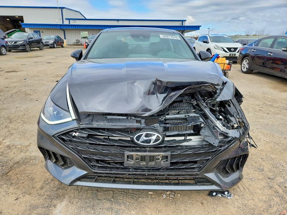 2021 Hyundai Sonata მანქანა იყიდება აუქციონზე, vin: 5NPEK4JC0MH105615, აუქციონის ნომერი: 52077016