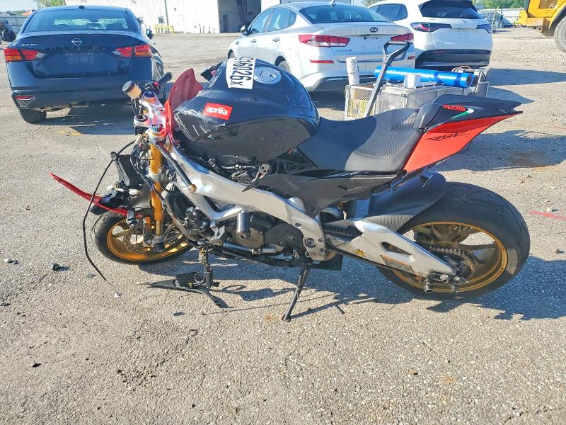 52016026 :رقم المزاد ، ZD4RKU004CS001707 vin ، 2012 Aprilia Rsv4 مزاد بيع