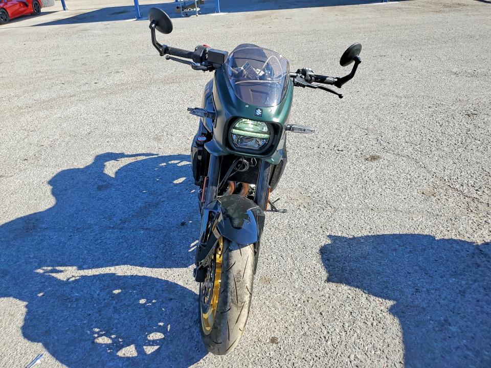 Aukcja sprzedaży 2026 Suzuki Gsx800, vin: JS1EM16B4T7100004, numer aukcji: 53074326
