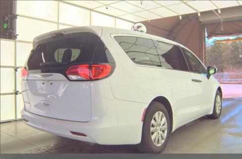 Продажа на аукционе авто 2020 Chrysler Voyager, vin: 2C4RC1AG8LR244215, номер лота: 53124466