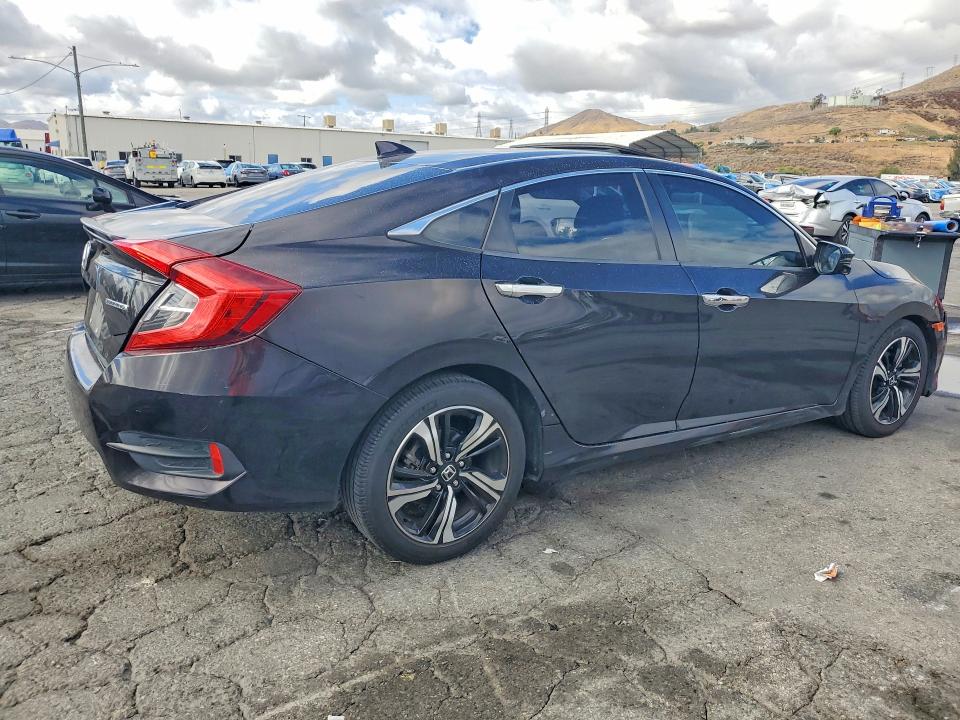 55453476 :رقم المزاد ، 19XFC1F92GE206080 vin ، 2016 Honda Civic مزاد بيع