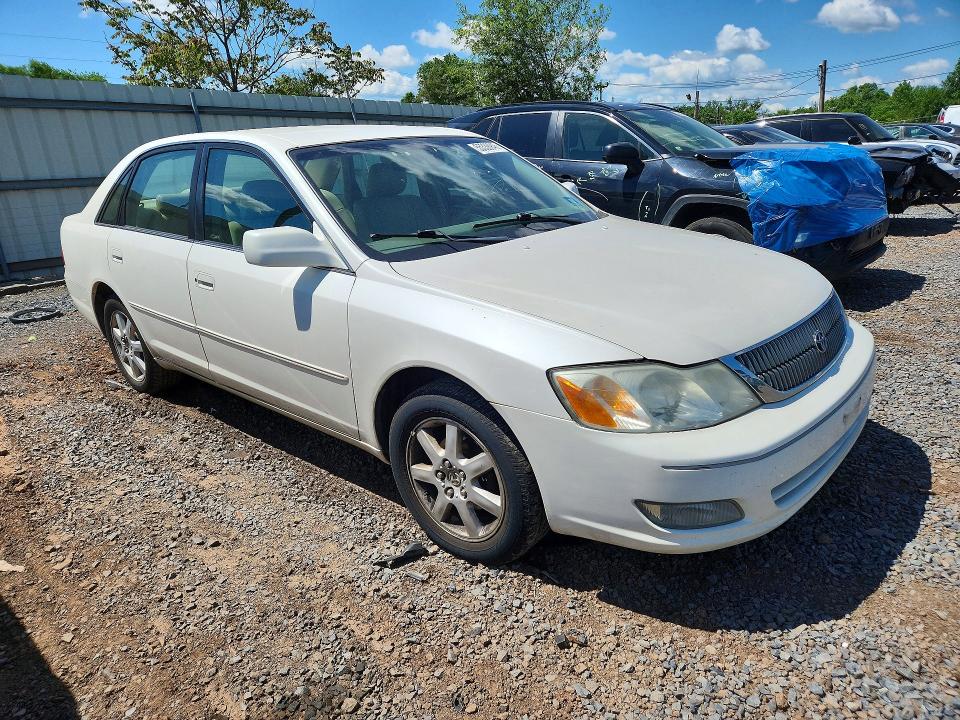 55338946 :رقم المزاد ، 4T1BF28B72U250657 vin ، 2002 Toyota Avalon مزاد بيع
