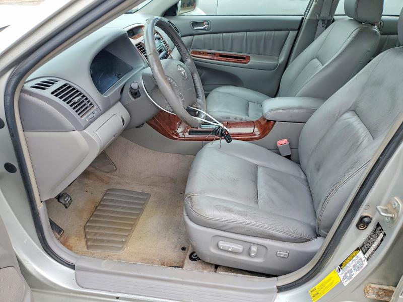 2005 Toyota Camry მანქანა იყიდება აუქციონზე, vin: 4T1BF30K15U093505, აუქციონის ნომერი: 52716106
