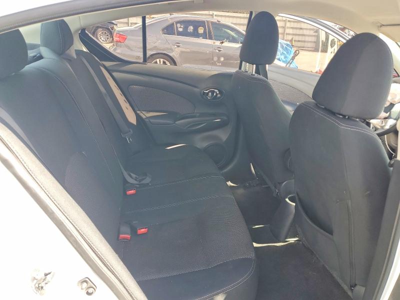 52963166 :رقم المزاد ، 3N1CN7AP9GL815347 vin ، 2016 Nissan Versa مزاد بيع
