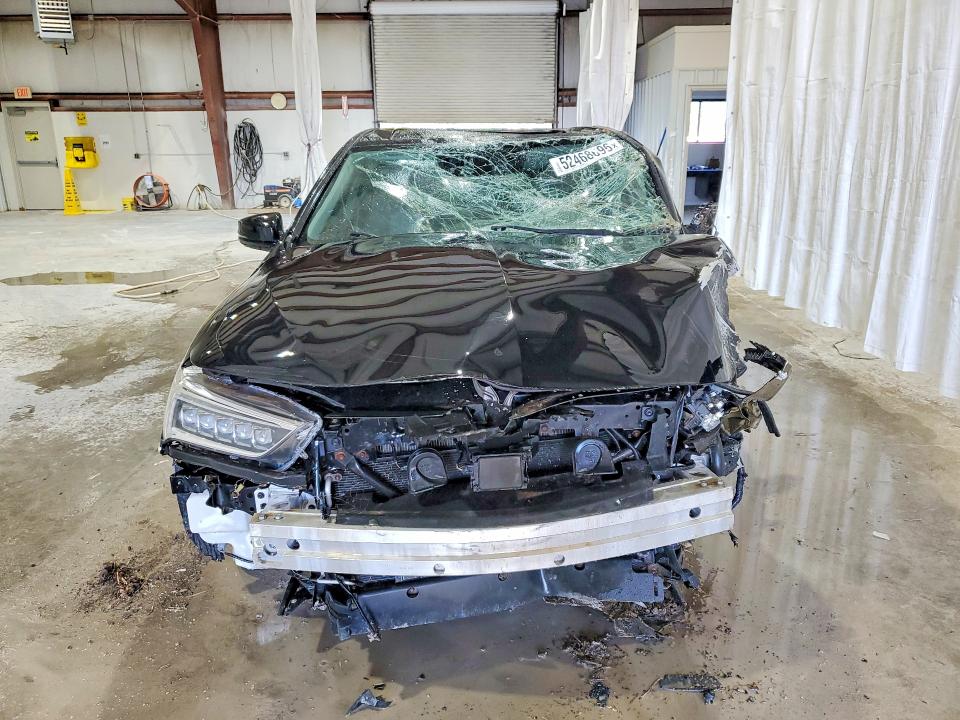 52468696 :رقم المزاد ، 19UUB3F50JA802139 vin ، 2018 Acura Tlx مزاد بيع
