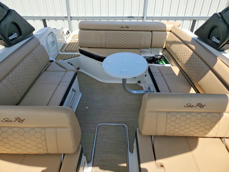2022 Sea Ray Boat&trlr მანქანა იყიდება აუქციონზე, vin: SERV1356H122, აუქციონის ნომერი: 52265146