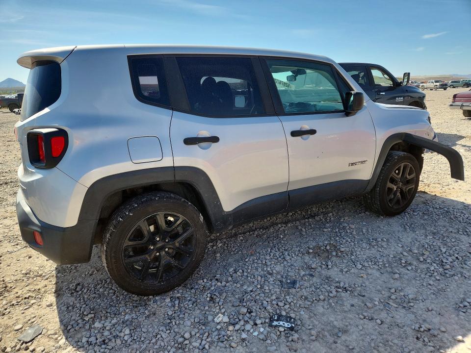 52676726 :رقم المزاد ، ZACCJBAB0JPG82444 vin ، 2018 Jeep Renegade مزاد بيع